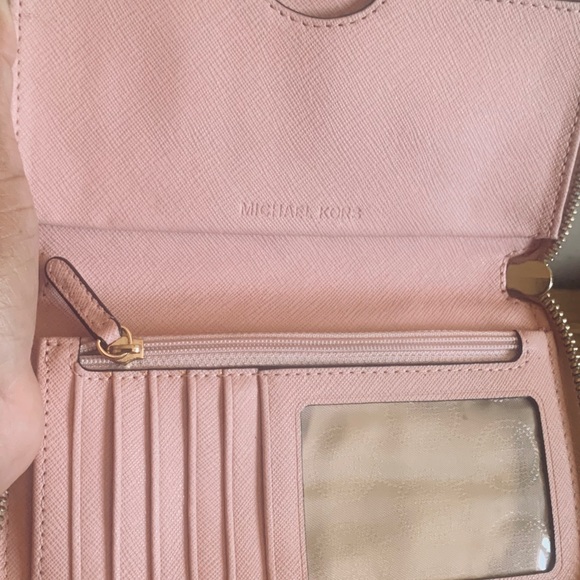 Wallet - Picture 2 of 16